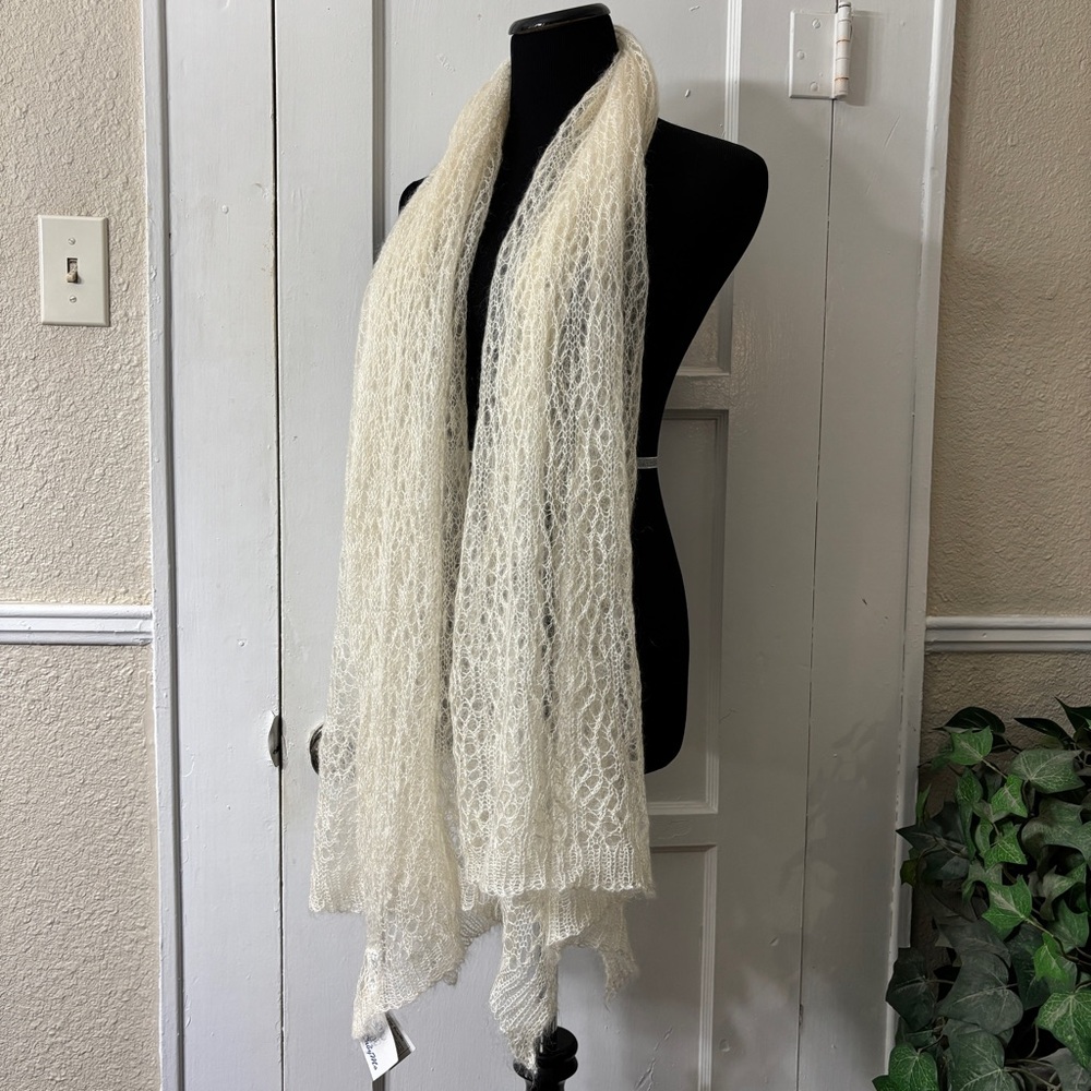 Baby Mo Kid Mohair/Silk Shawl - Picture 8 of 15